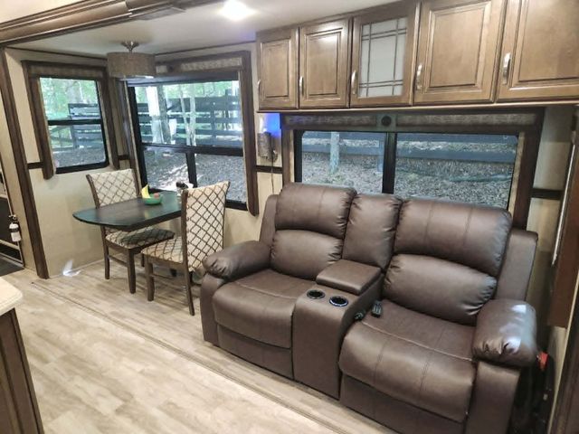 118 10th Street, Ellijay, GA 30540