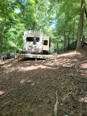 118 10th Street, Ellijay, GA 30540