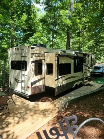 118 10th Street, Ellijay, GA 30540
