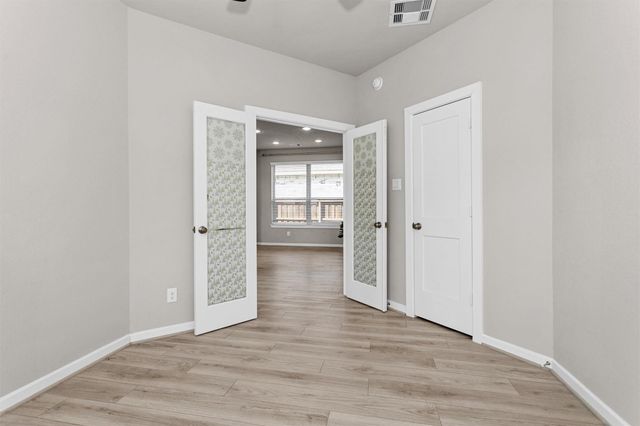 7809 Axis Ridge Drive, Magnolia, TX 77354