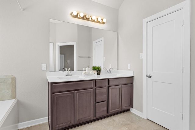 7809 Axis Ridge Drive, Magnolia, TX 77354