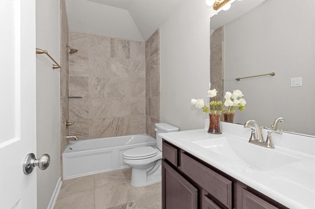 7809 Axis Ridge Drive, Magnolia, TX 77354