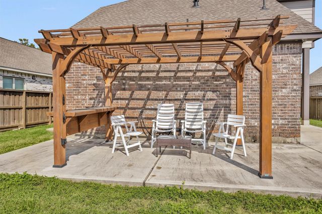 7809 Axis Ridge Drive, Magnolia, TX 77354