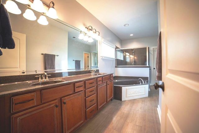 10166 CARLY DR, Lakeland, TN 38002