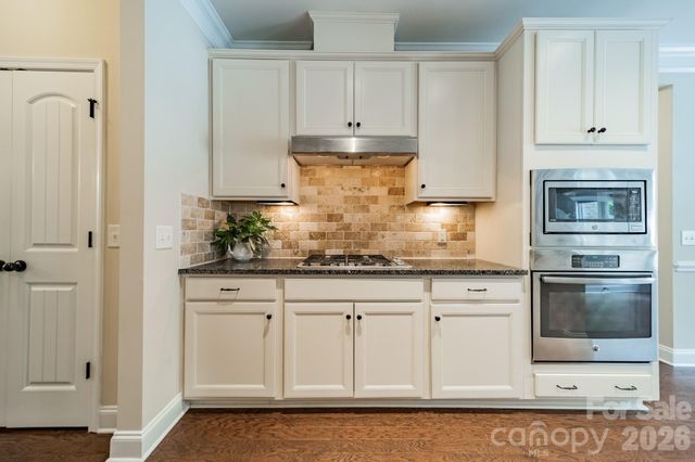 512 Stillwater Road, Troutman, NC 28166
