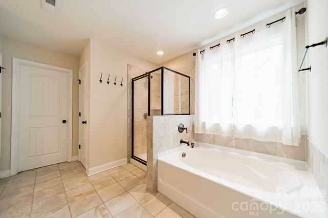 512 Stillwater Road, Troutman, NC 28166