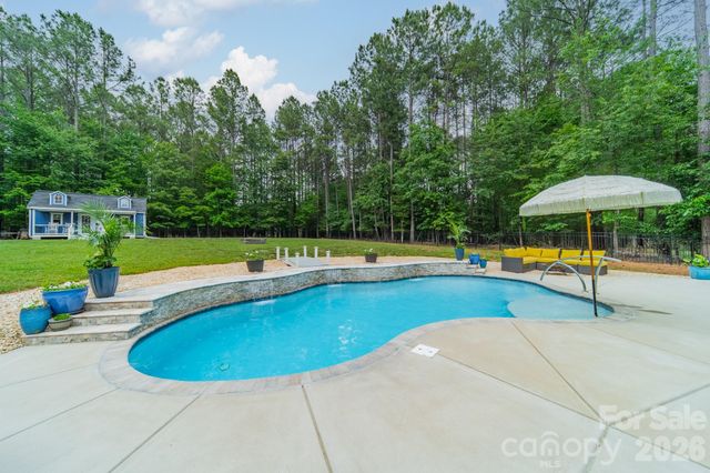 512 Stillwater Road, Troutman, NC 28166