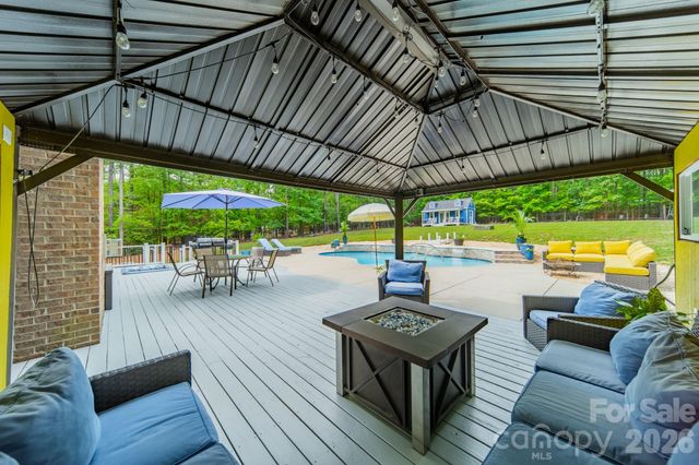 512 Stillwater Road, Troutman, NC 28166