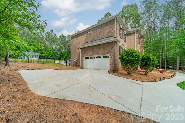 512 Stillwater Road, Troutman, NC 28166
