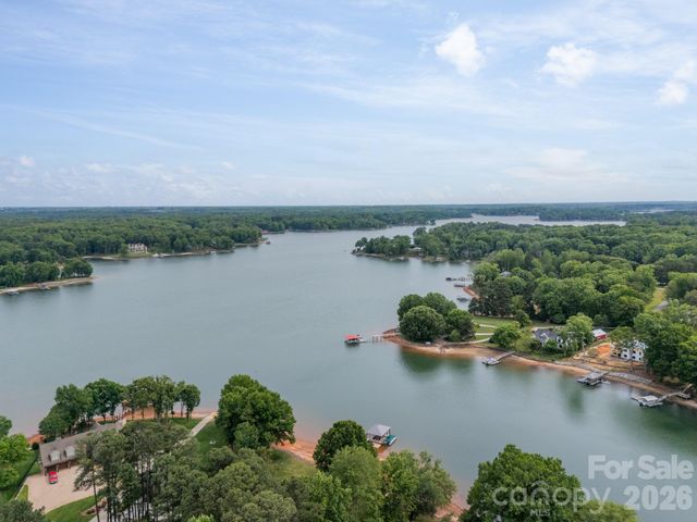 512 Stillwater Road, Troutman, NC 28166