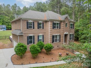 512 Stillwater Road, Troutman, NC 28166