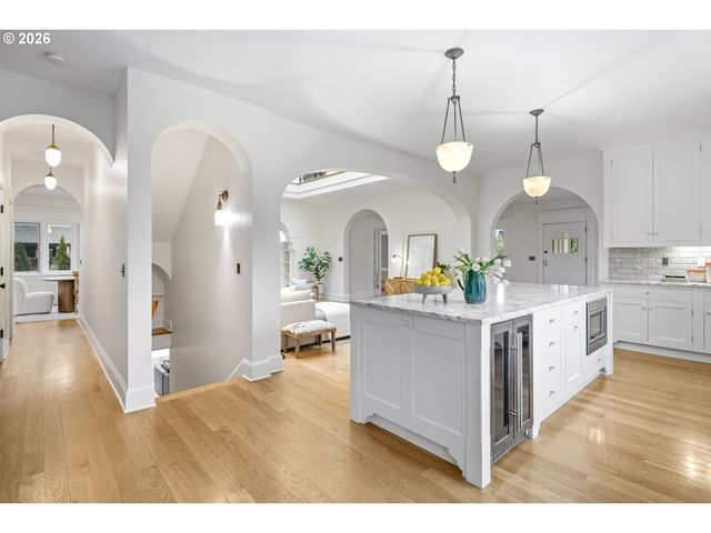 450 Ne 32ND Ave, Portland, OR 97232