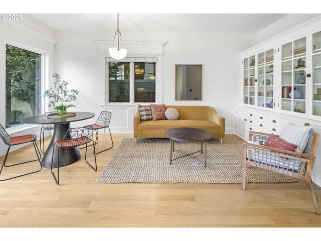 450 Ne 32ND Ave, Portland, OR 97232