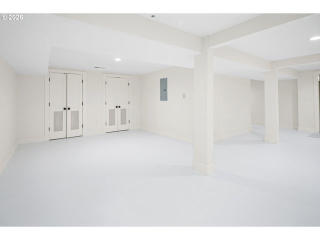 450 Ne 32ND Ave, Portland, OR 97232