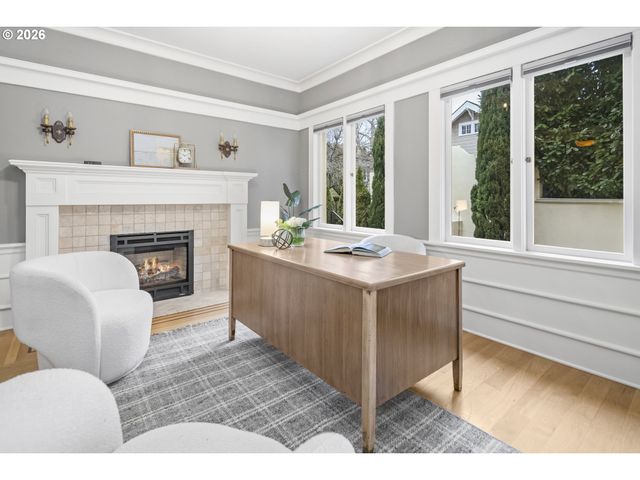 450 Ne 32ND Ave, Portland, OR 97232