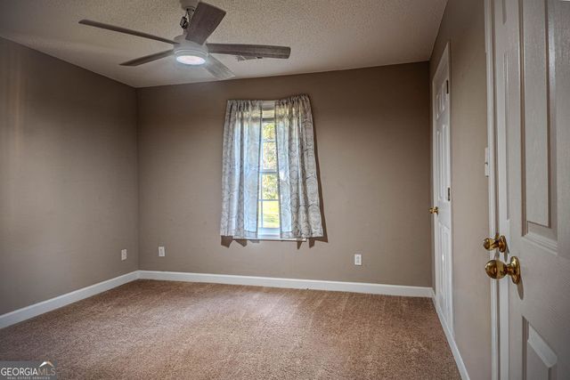 980 W Ellis Road, Griffin, GA 30223
