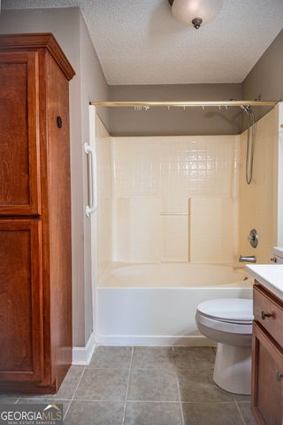 980 W Ellis Road, Griffin, GA 30223