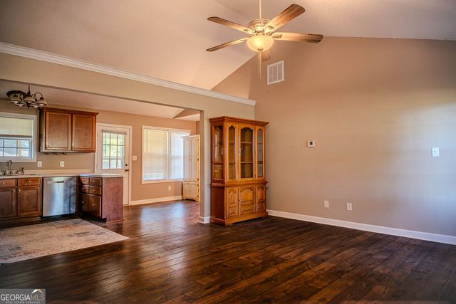 980 W Ellis Road, Griffin, GA 30223