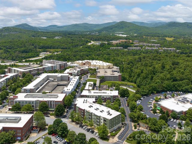 42 Schenck Parkway 202, Asheville, NC 28803