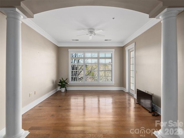 42 Schenck Parkway 202, Asheville, NC 28803