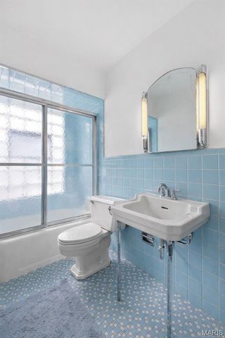 6527 Gramond Drive, St Louis, MO 63123