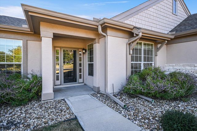 204 Colorado River RD, Georgetown, TX 78633