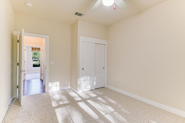 204 Colorado River RD, Georgetown, TX 78633