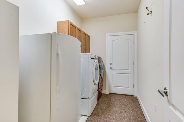 204 Colorado River RD, Georgetown, TX 78633