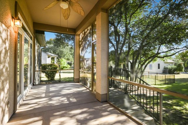 204 Colorado River RD, Georgetown, TX 78633