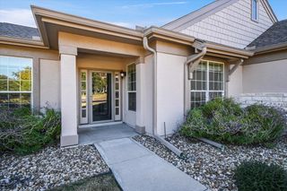 204 Colorado River RD, Georgetown, TX 78633