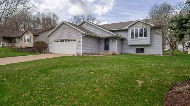 512 Windsor Forest Drive, Altoona, WI 54720