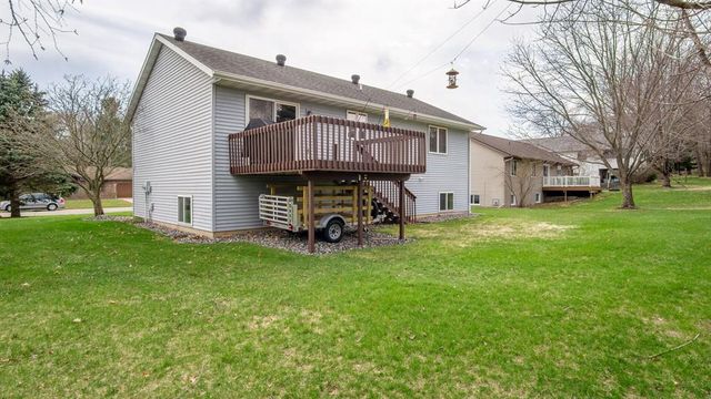 512 Windsor Forest Drive, Altoona, WI 54720
