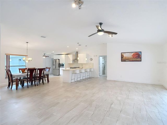 5118 BRYNN MAWR DRIVE, Tampa, FL 33624