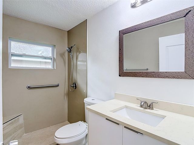 5118 BRYNN MAWR DRIVE, Tampa, FL 33624