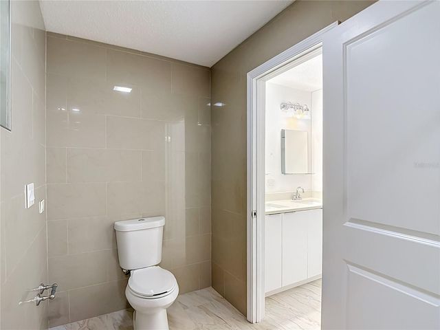 5118 BRYNN MAWR DRIVE, Tampa, FL 33624