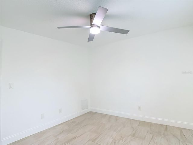 5118 BRYNN MAWR DRIVE, Tampa, FL 33624