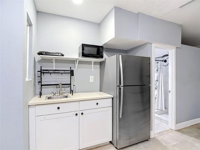 5118 BRYNN MAWR DRIVE, Tampa, FL 33624