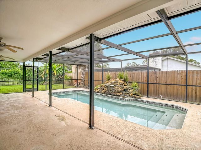 5118 BRYNN MAWR DRIVE, Tampa, FL 33624