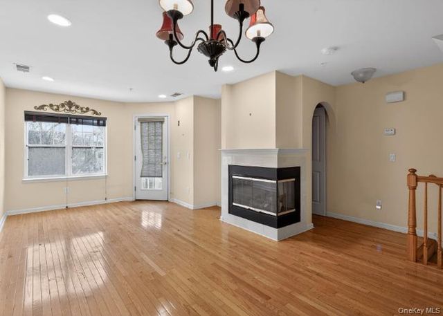 414 Highridge Court, Peekskill, NY 10566