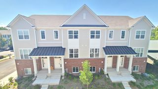 182 Lilah Court, Des Plaines, IL 60016