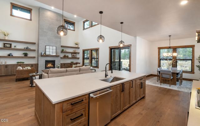 56236 Rockcress Lane 436, Bend, OR 97707