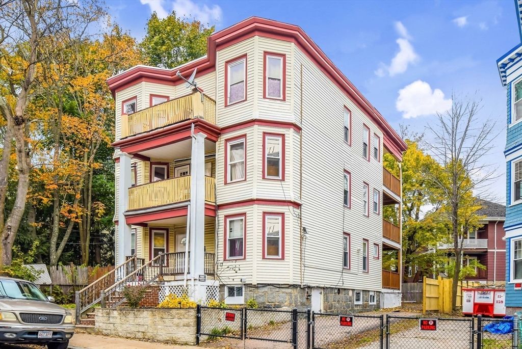 84 Bailey St, Boston, MA 02124