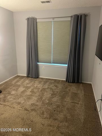 9 Des Moines Court, Tinton Falls, NJ 07712