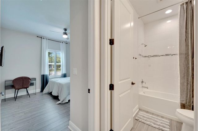 5611 MADRIGAL WAY, Apollo Beach, FL 33572