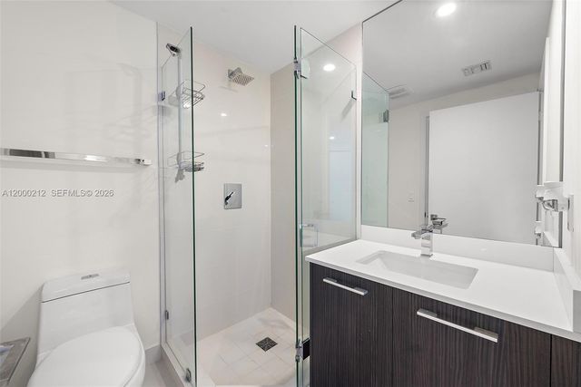 45 SW 9th St 4006, Miami, FL 33130