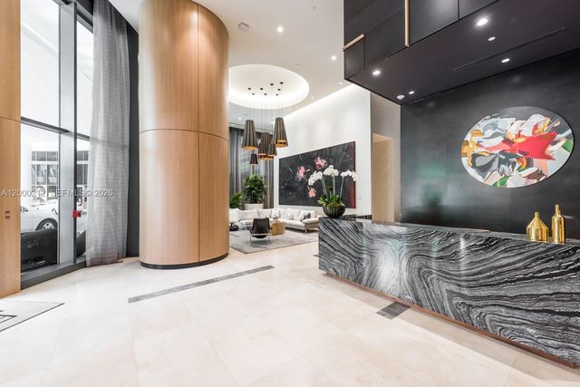 45 SW 9th St 4006, Miami, FL 33130