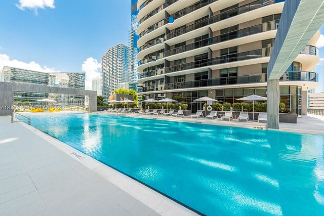 45 SW 9th St 4006, Miami, FL 33130