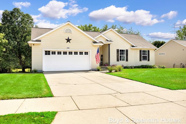 442 Shaw Estates Drive Ne, Rockford City, MI 49341