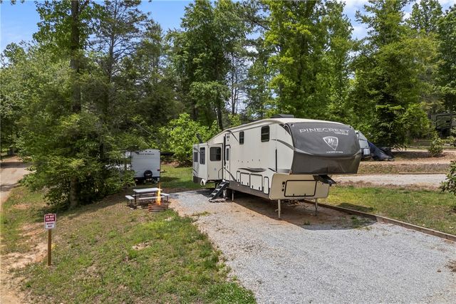 720 Lonesome Dove Lane, Salem, SC 29676