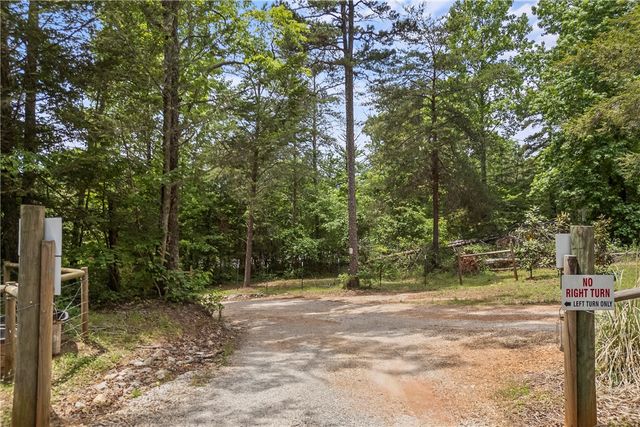 720 Lonesome Dove Lane, Salem, SC 29676
